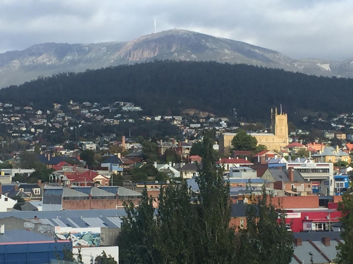 Quarry House Luxury Retreat Lägenhet Hobart Exteriör bild